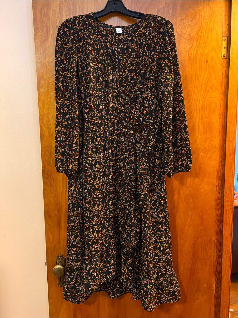 Floral Long Sleeve Midi Dress in Black with Rust and RedAccents